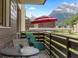 joli appartement pour 4 personnes à Saas-Grund, parking et terrasses，位于萨斯格伦德的酒店