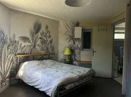 Chambre à la campagne - salle d'eau individuelle