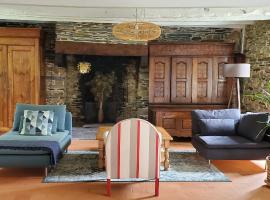 La Villauvert - Cottage，位于Saint-Martin-sur-Oust的酒店