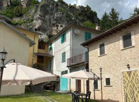 Agriturismo Castelfranco - appartamenti Norcia，位于诺尔恰的酒店