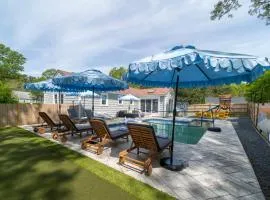 Cape Cod heated Pool, Putting Green, Speak Easy, Game room,
