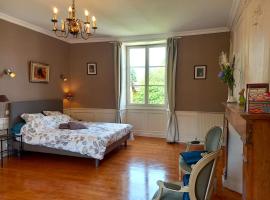 Au pays de Jacquou : Chambre d’hôtes et table d’hôtes，位于Fossemagne的酒店