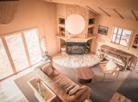 Therapeutic Summer Retreat 2.5 Acres with Views and Sauna