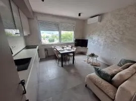 Apartment Riverside