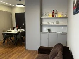 Maya Luxury Apartment Golem