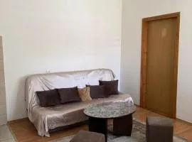 Apartman Lola
