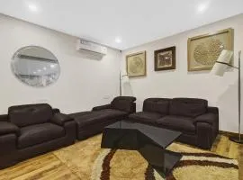 Super Townhouse OAK Hitec City Near Image Hospital