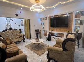 Luxury 3 Bedroom Bungalow，位于阿奴古的酒店