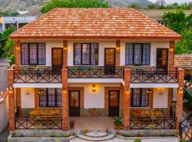 Merebashvili Estate，位于Kaspi的酒店