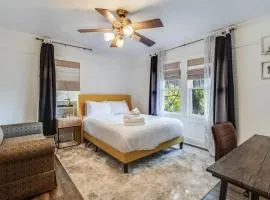 Lafayette Gem - Cozy Room in Shared Home