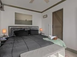Modern 3BR Condo - Heart of ATL