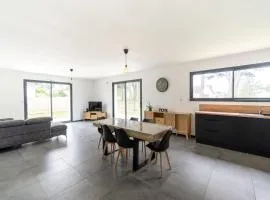 Normandy Beach Retreat, cleaning included