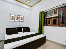Hotel O The Aadvan Palace，位于Sītāpur的酒店
