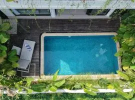 Nyanyi rice fields view villa
