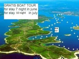 Exsplore Istra by boat