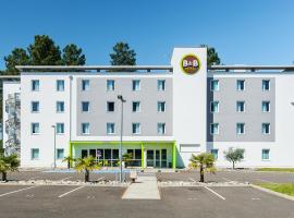 B&B HOTEL Mont-de-Marsan，位于Saint-Avit蒙特德-马尔桑高尔夫场附近的酒店