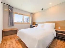 Hotel Moon