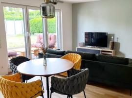 Stilvolleauszeit mit Garten - 15 min bis Köln，位于许尔特的酒店
