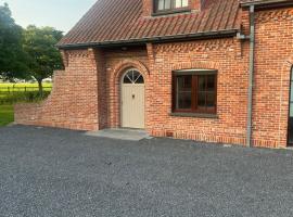 De Reynaarthoeve，位于Assenede的酒店