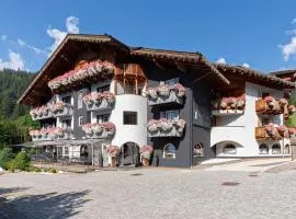 玛多尼纳康体度假酒店