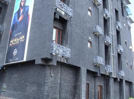 VILLA TOSCANA HOTEL victoria island LAGOS，位于拉各斯的酒店