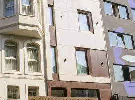 Smart and Simple Hotel Karakoy