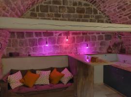 La cave des amoureux，位于沃格于埃的酒店