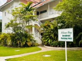 Luxury Waterfront Villa Jamaica