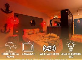 La Caravelle - Studio Lumineux Évasion en Bord de Mer，位于拉特里尼泰的酒店