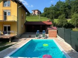Holiday Homer Vila na Obali Vrbasa