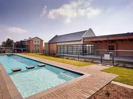 The Knights Luxury Apartment