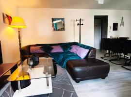 Duplex centre village et proche commodités，位于Champagne-en-Valromey的酒店