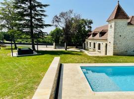 Prestige et charme du Causse，位于Ginouillac的酒店