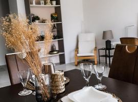 Neue moderne Wohnung,74qm,Balkon,Kingsize Boxspringbett，位于奥芬堡的酒店