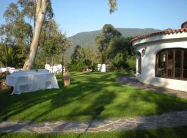 Hotel Burranca，位于弗里米尼迪夸尔图的酒店