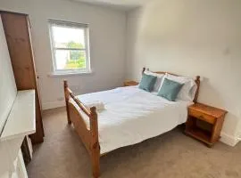 Comfortable Room in Redfield - Easy City Access