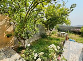 Villa privée réservée aux familles，位于Arrougou的别墅