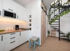 Eloúnda blue city center WiFi traditional for two