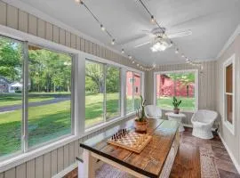 Old School Charm | Sleeps 6