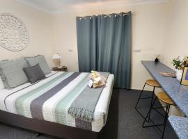 Gold City Motel