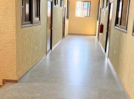 RAGANT Hotel，位于海岸角的酒店