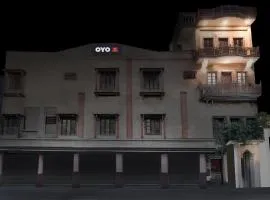 HOTEL O 4 SQUARE A LUXURY ROOMS NEAR RDC MAIN MARKET