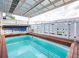 Hadas Spa Apartment Yavneel by Sea N' Rent，位于雅弗尼的酒店