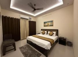 Hotel Pear