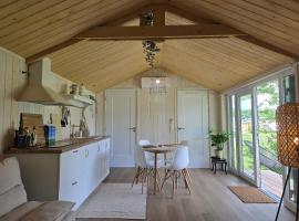Tiny House Drents-Friese Wold，位于Hoogersmilde的酒店