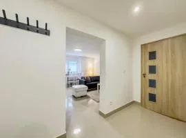 Quiet apartment by the center