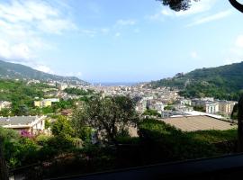 La Casa di Sole by PortofinoVacanze，位于拉帕洛的酒店