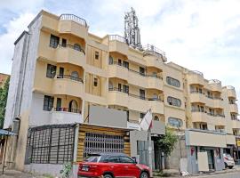 SPOT ON Hotel Prakash Residency, Near Hanuman Gym Ajmera Colony, Pimpri，位于Chinchiwad的酒店
