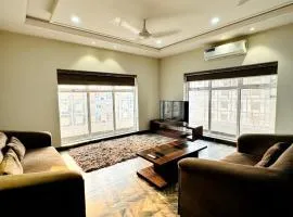 BBS Luxury Appartment