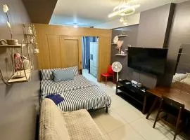 Kathys Crib Family Suite Room at Shell Residence